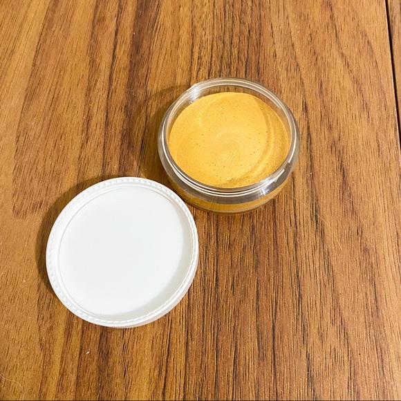 JECA BLACC GOLD TOUCH CREAM EYESHADOW AND HIGHLITGHER VEGAN AND CRUELTY FREE - Picture 2 of 6